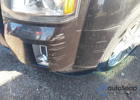 2013 GMC Terrain Denali z USA, uszkodzony, nr VIN 2GKFLZE34D6395374